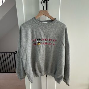 Vintage Mickey Mouse Sweatshirt.